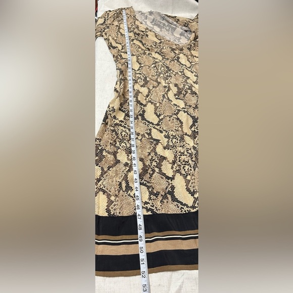 H&M Maxi Dress in Cream and Gray ๐๐๐ - Picture 4 of 12